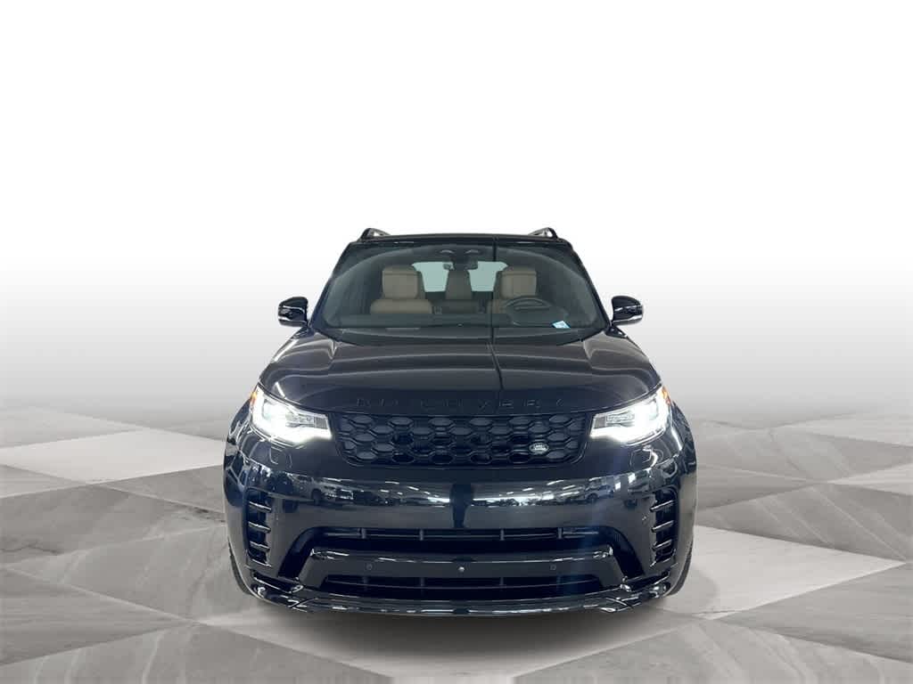 Thumbnail: 2024 Land Rover Discovery - 3