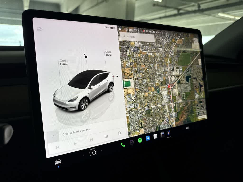 Thumbnail: 2023 Tesla Model Y - 17