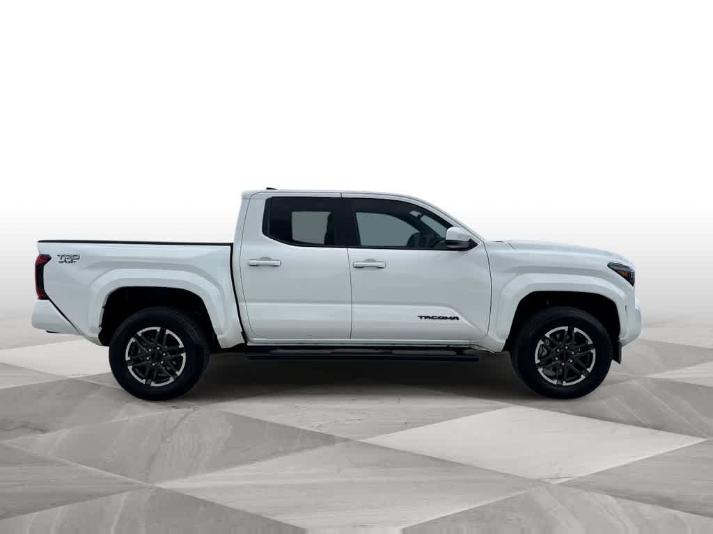 Thumbnail: 2025 Toyota Tacoma - 9