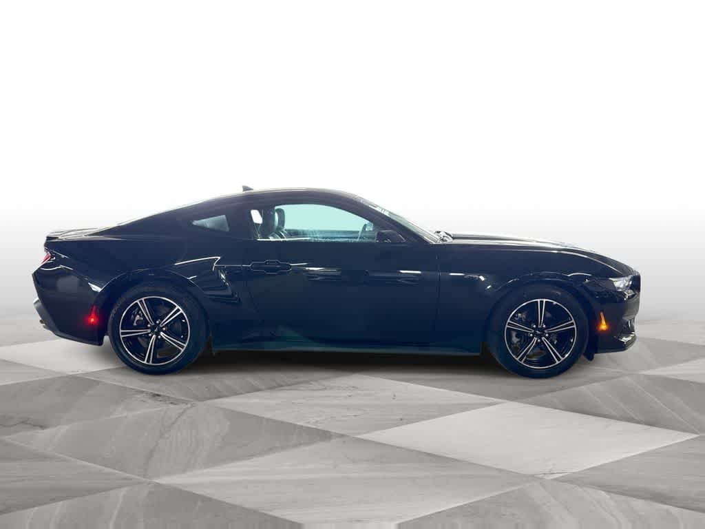 Thumbnail: 2025 Ford Mustang - 9