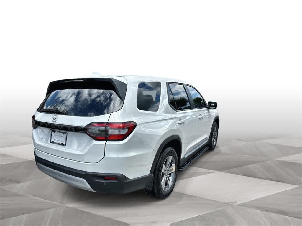 Thumbnail: 2025 Honda Pilot - 8