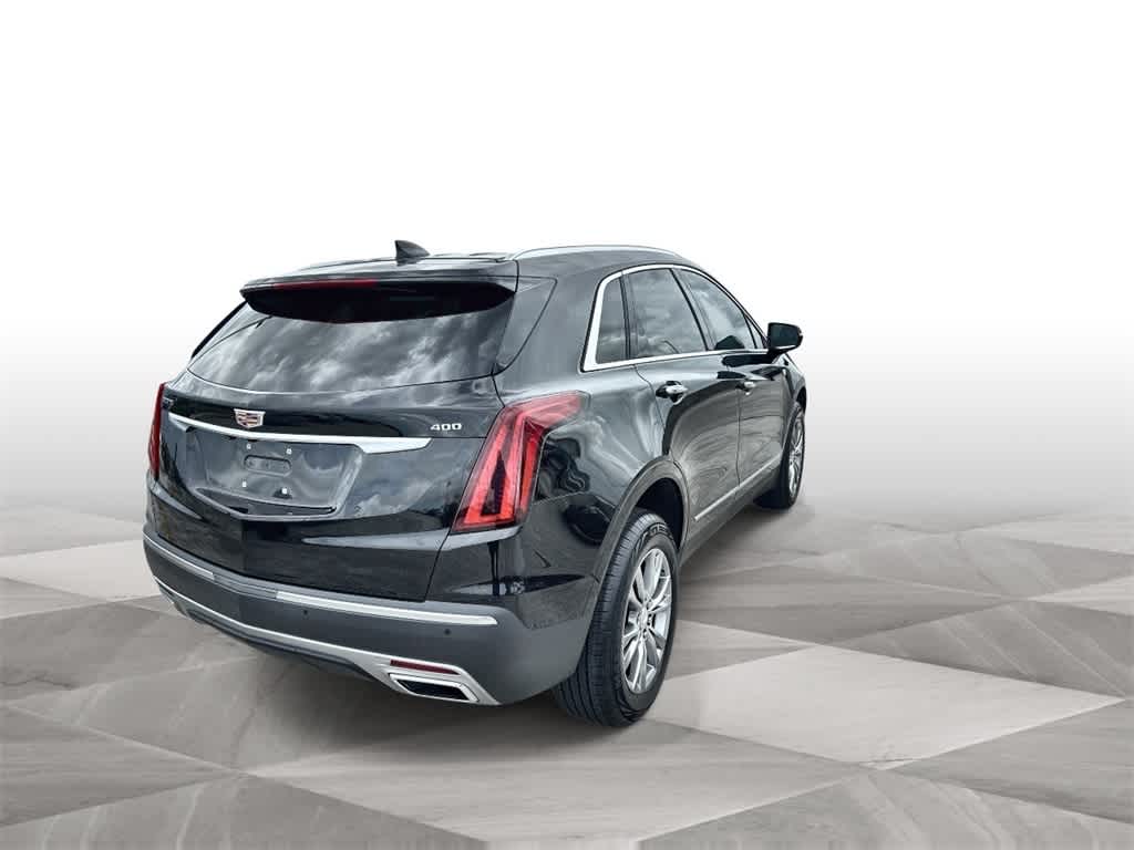 Thumbnail: 2023 Cadillac XT5 - 8