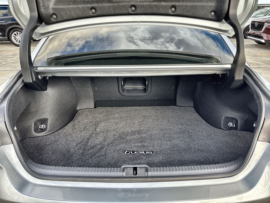 Thumbnail: 2023 Lexus ES - 24