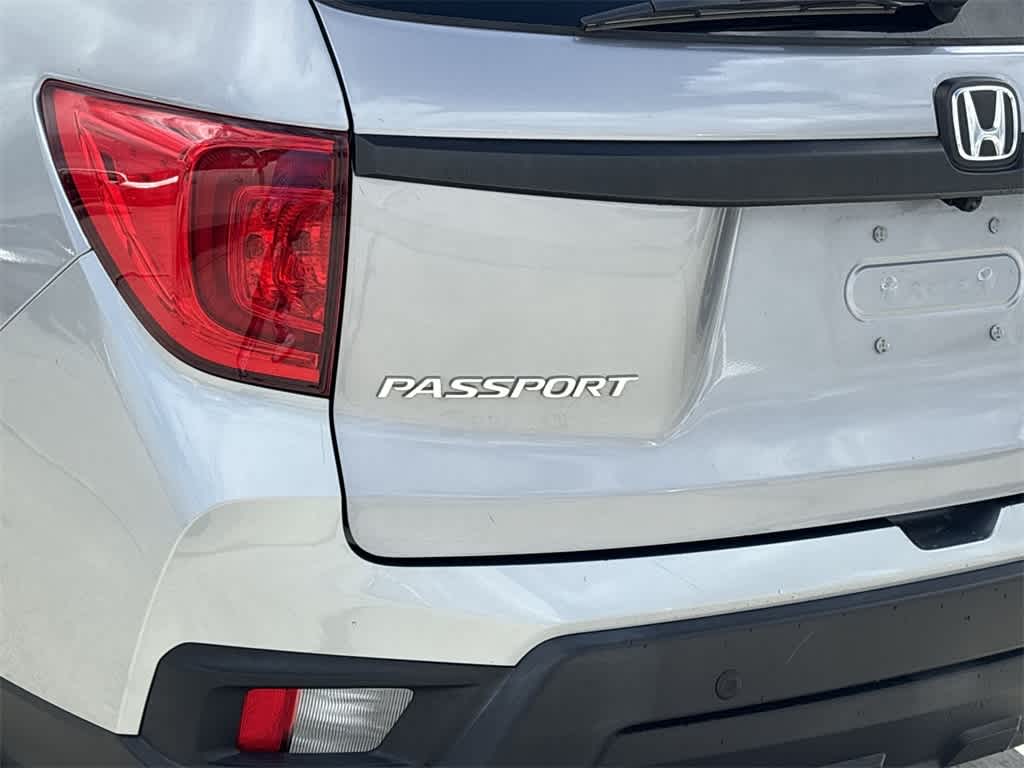 Thumbnail: 2023 Honda Passport - 10