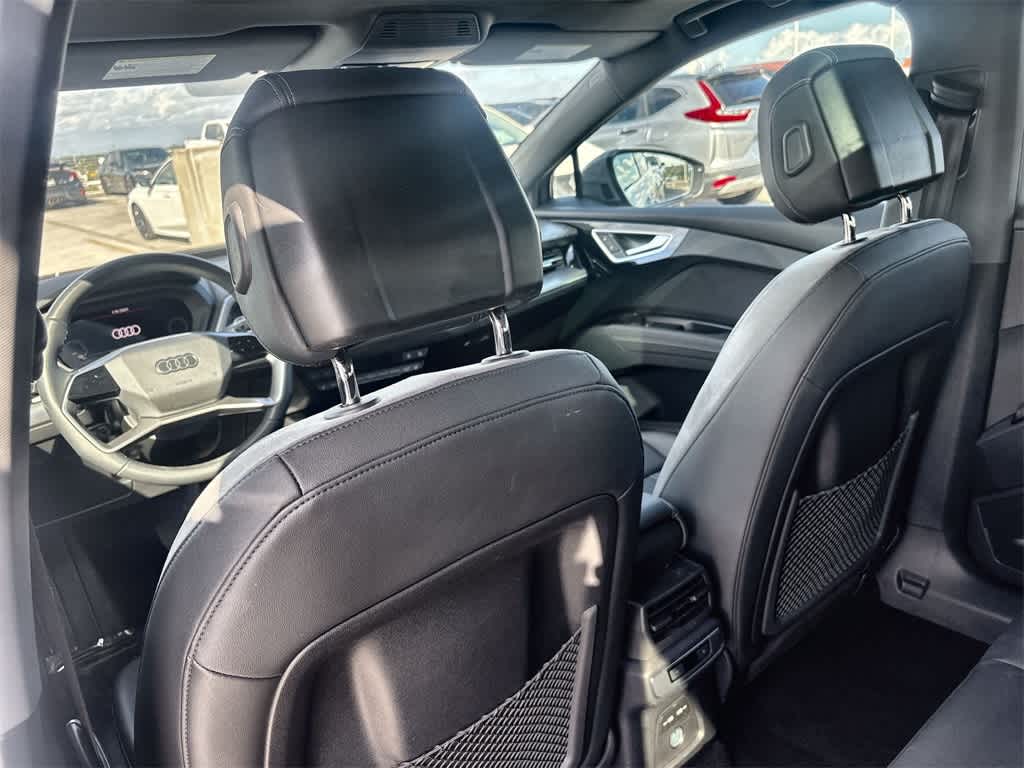 Thumbnail: 2025 Audi Q4 e-tron - 22