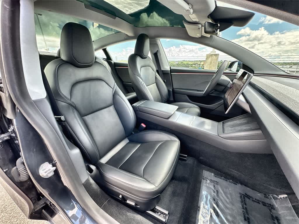 Thumbnail: 2025 Tesla Model 3 - 26