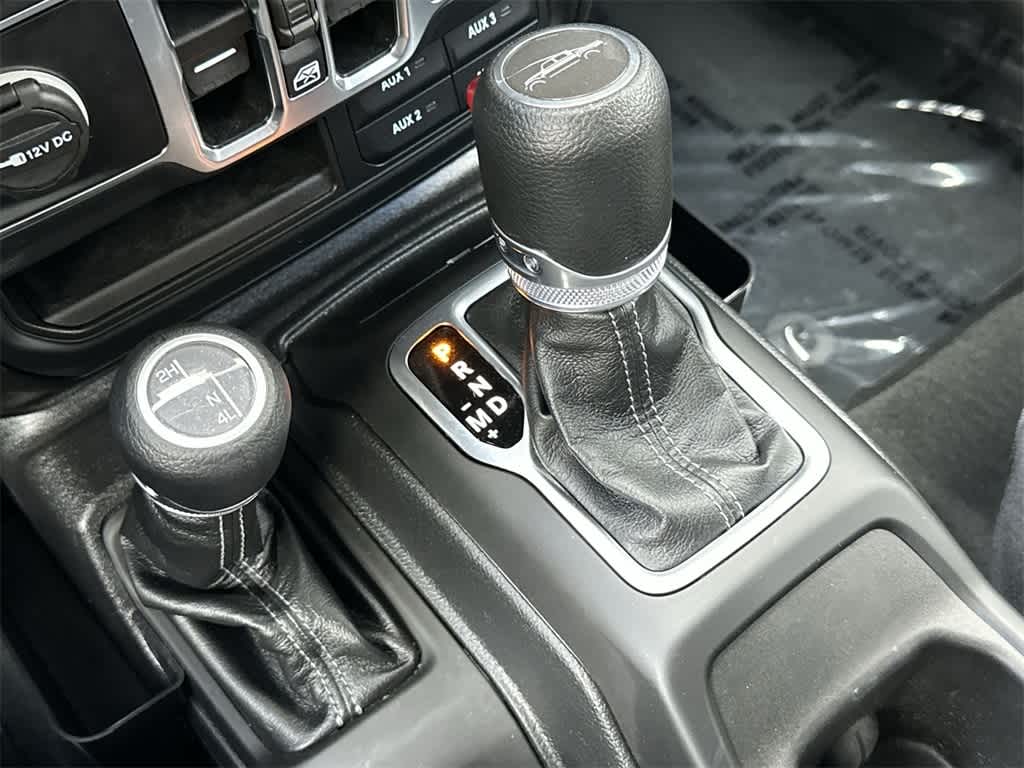 Thumbnail: 2025 Jeep Gladiator - 20