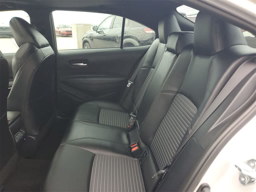 2025 Toyota Corolla XSE 13
