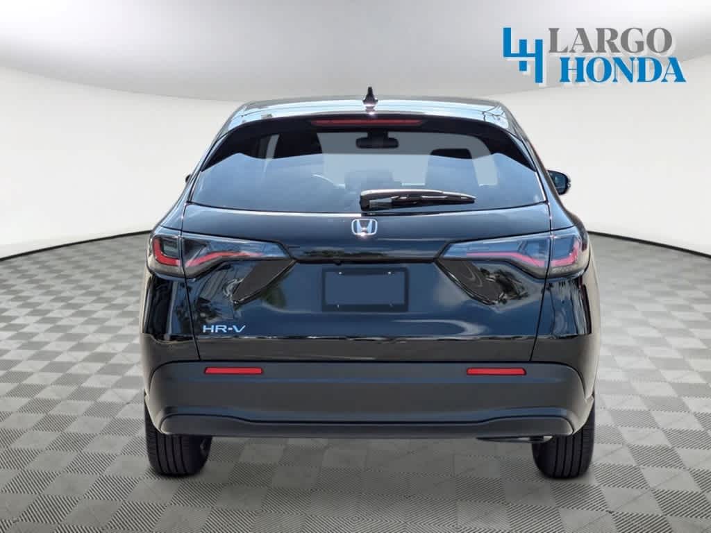 2026 Honda HR-V LX 3
