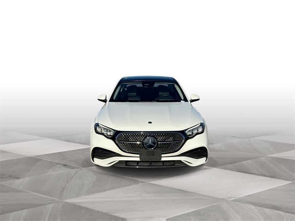 Thumbnail: 2025 Mercedes-Benz E-Class - 3