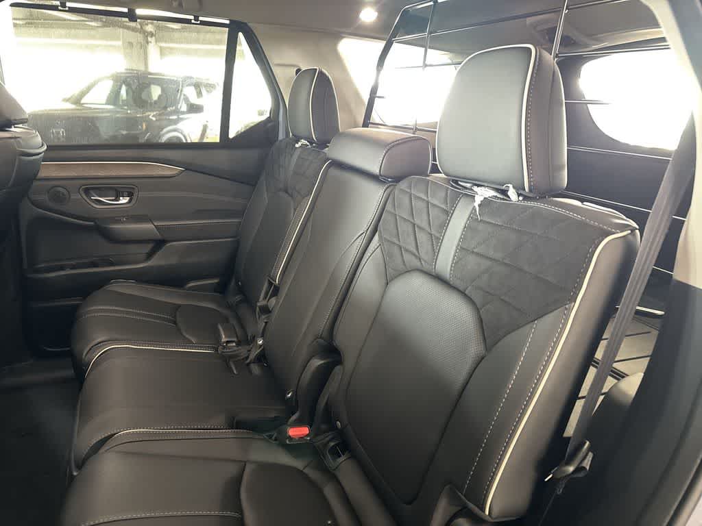 Thumbnail: 2026 Honda Pilot - 21