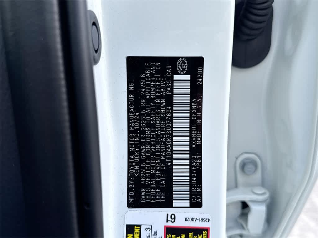 Thumbnail: 2025 Toyota Camry - 28