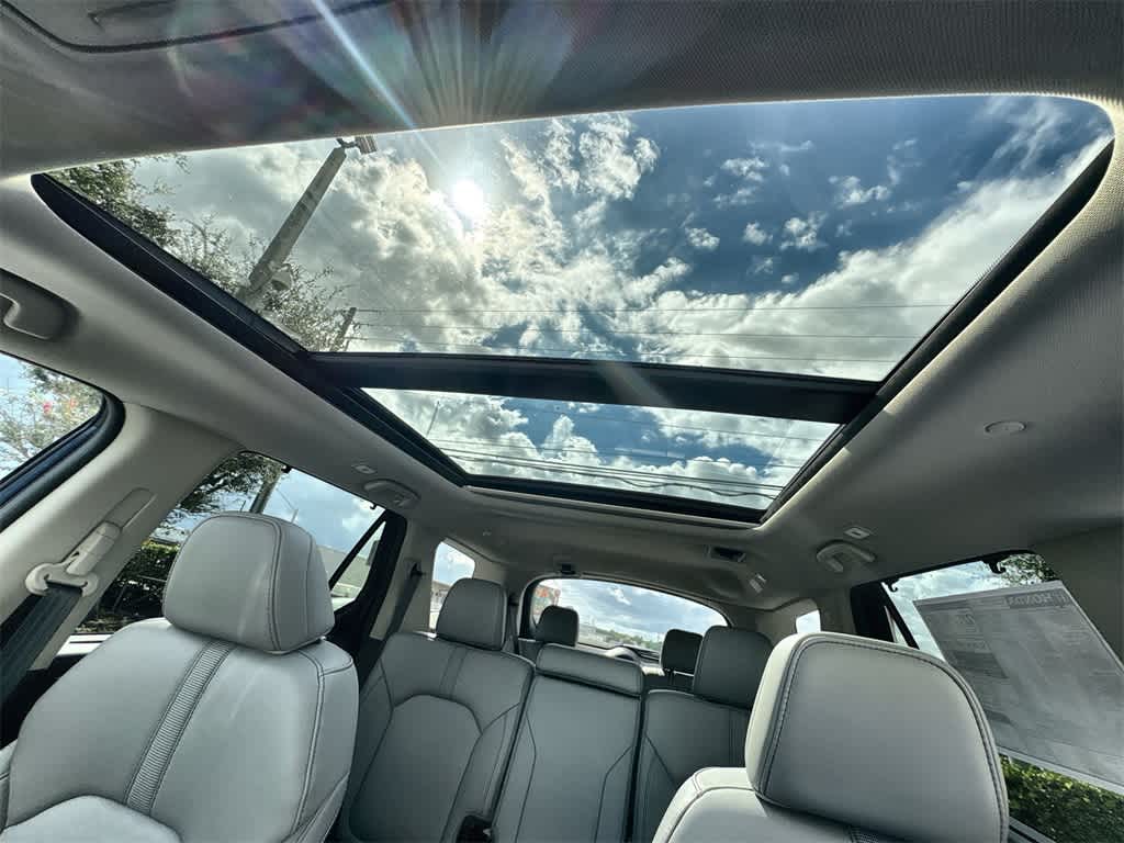 Thumbnail: 2025 Honda Pilot - 16