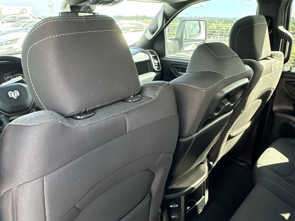 Thumbnail: 2025 RAM 1500 - 22