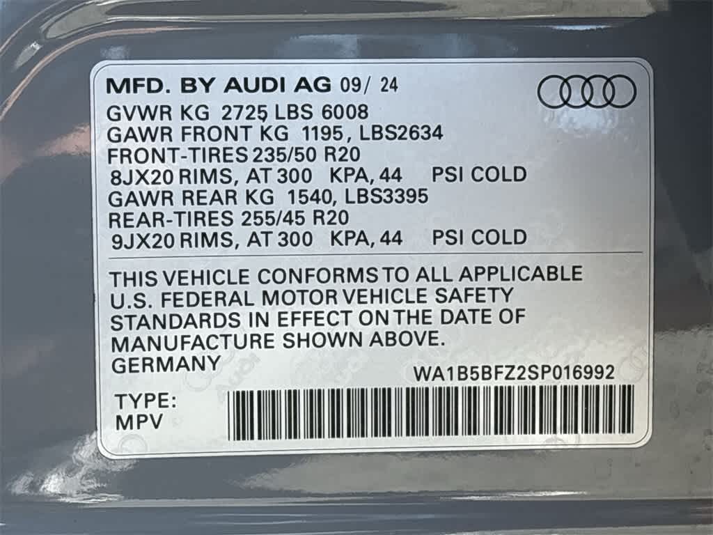 Thumbnail: 2025 Audi Q4 e-tron - 28