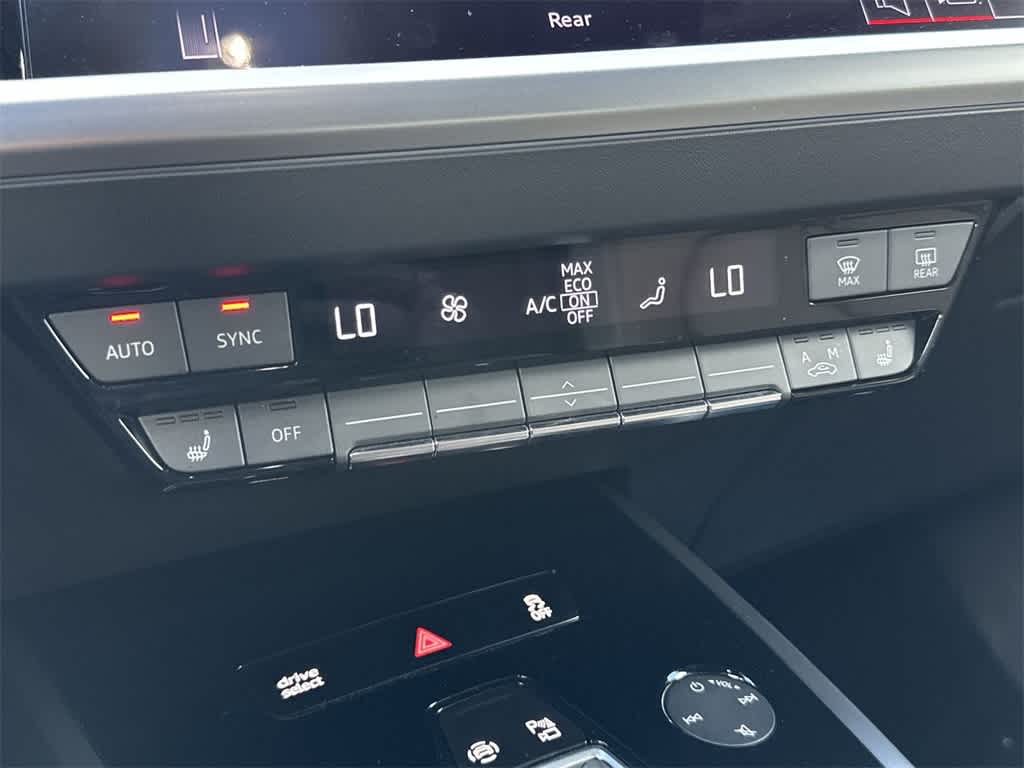 Thumbnail: 2025 Audi Q4 e-tron - 19