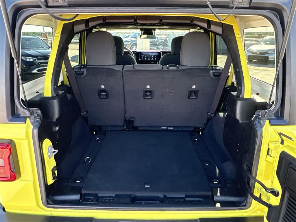 Thumbnail: 2024 Jeep Wrangler - 24