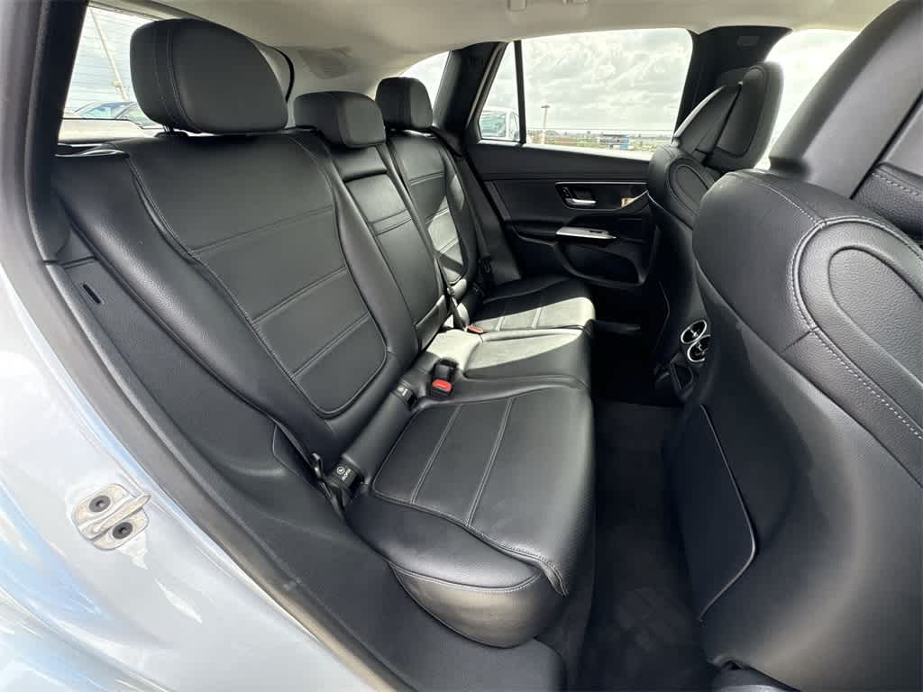 Thumbnail: 2024 Mercedes-Benz GLC - 25