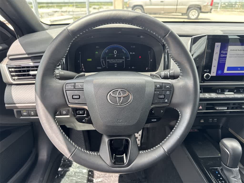 Thumbnail: 2025 Toyota Camry - 14