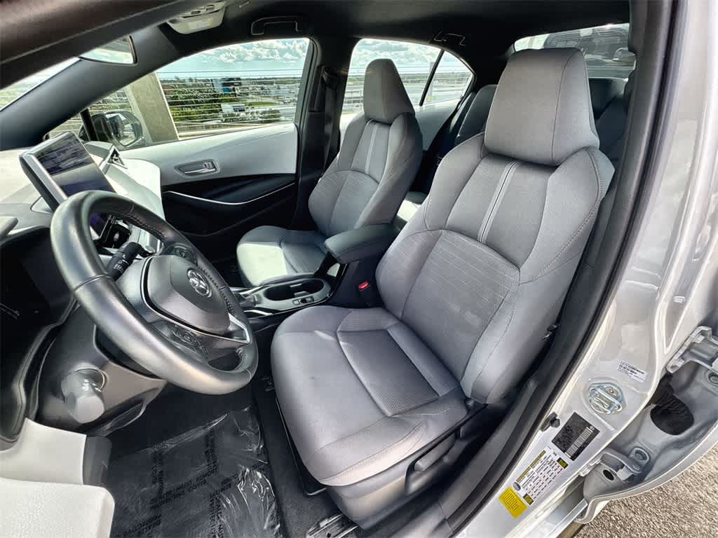 Thumbnail: 2025 Toyota Corolla - 13