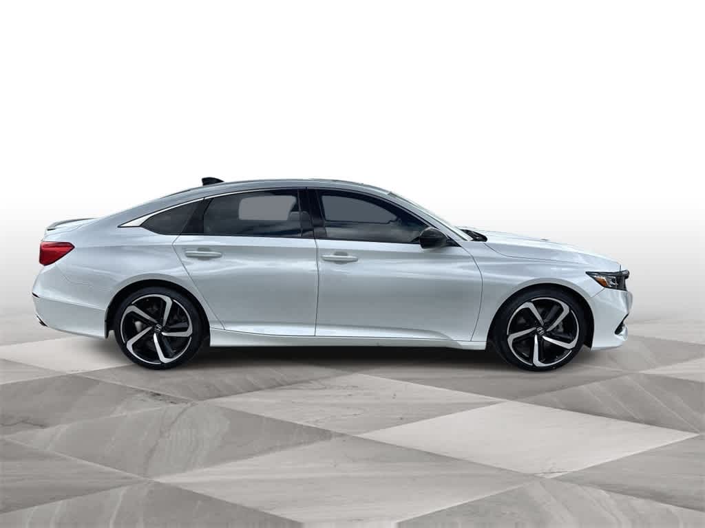 Thumbnail: 2022 Honda Accord - 9