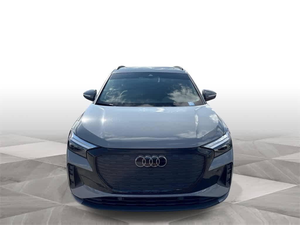 Thumbnail: 2025 Audi Q4 e-tron - 3