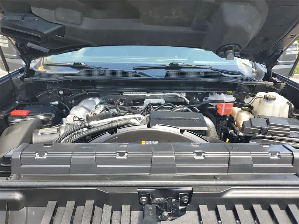 2024 Chevrolet Silverado 2500 LTZ 9