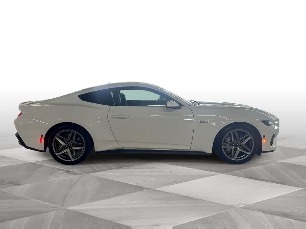 Thumbnail: 2025 Ford Mustang - 9