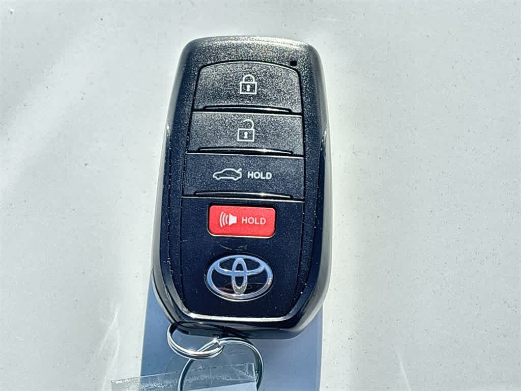 Thumbnail: 2025 Toyota Camry - 27