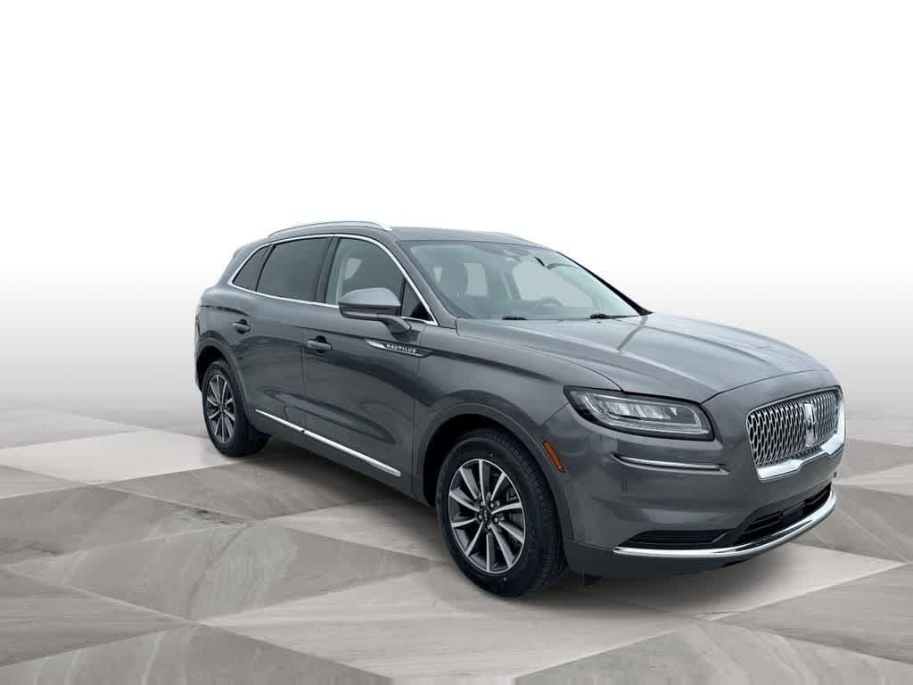 Thumbnail: 2022 Lincoln Nautilus - 2