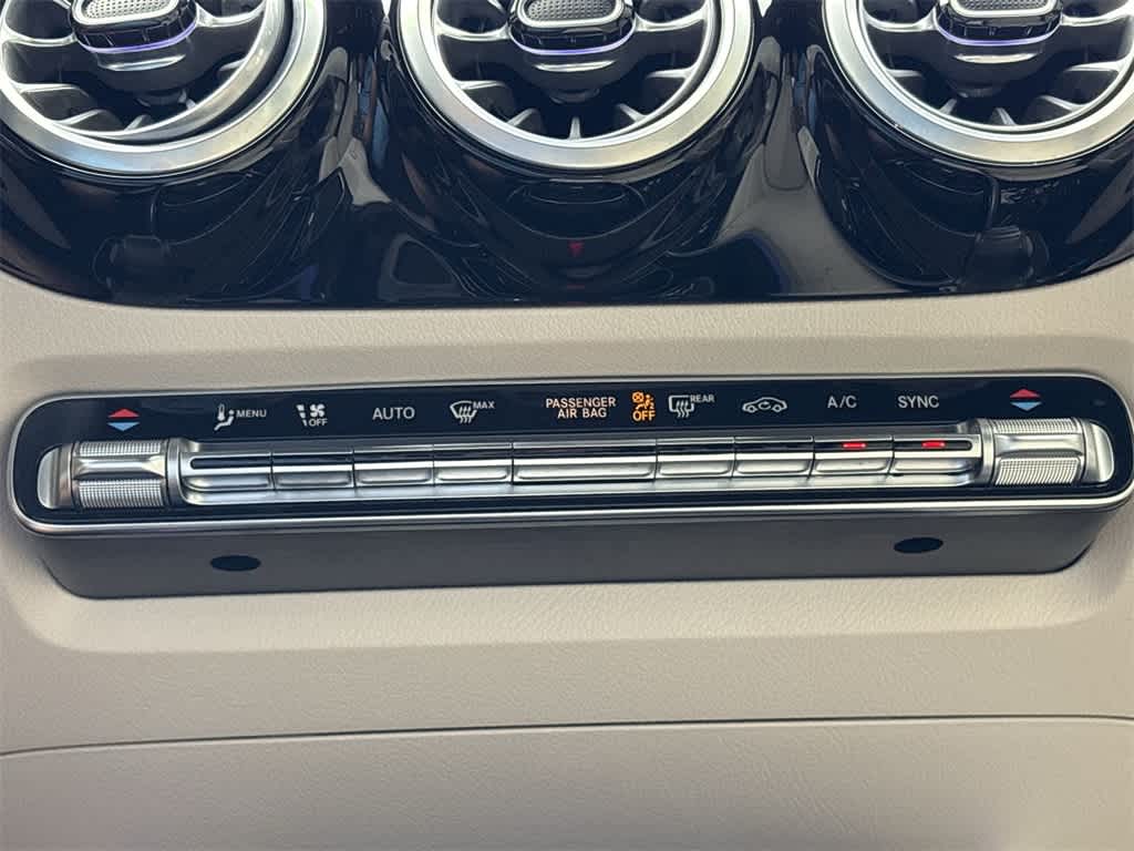 Thumbnail: 2025 Mercedes-Benz GLA - 19