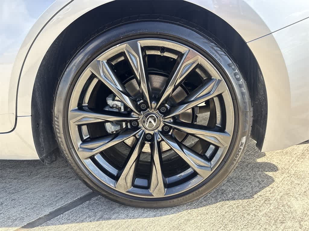 Thumbnail: 2024 Lexus IS - 11