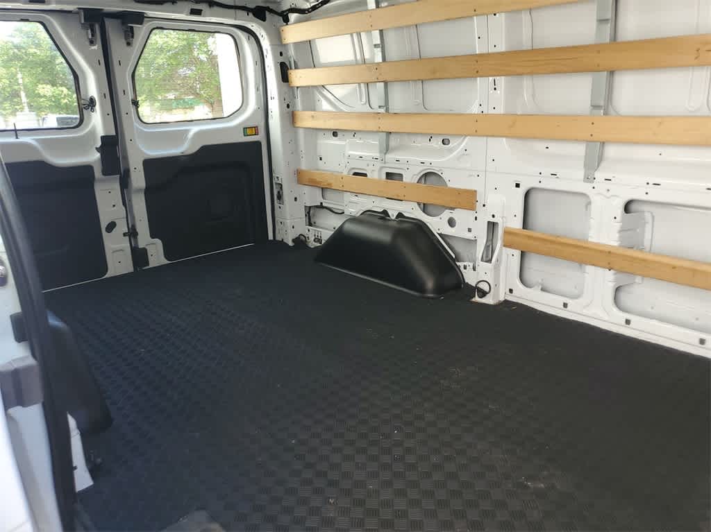 2023 Ford Transit Series 250 13