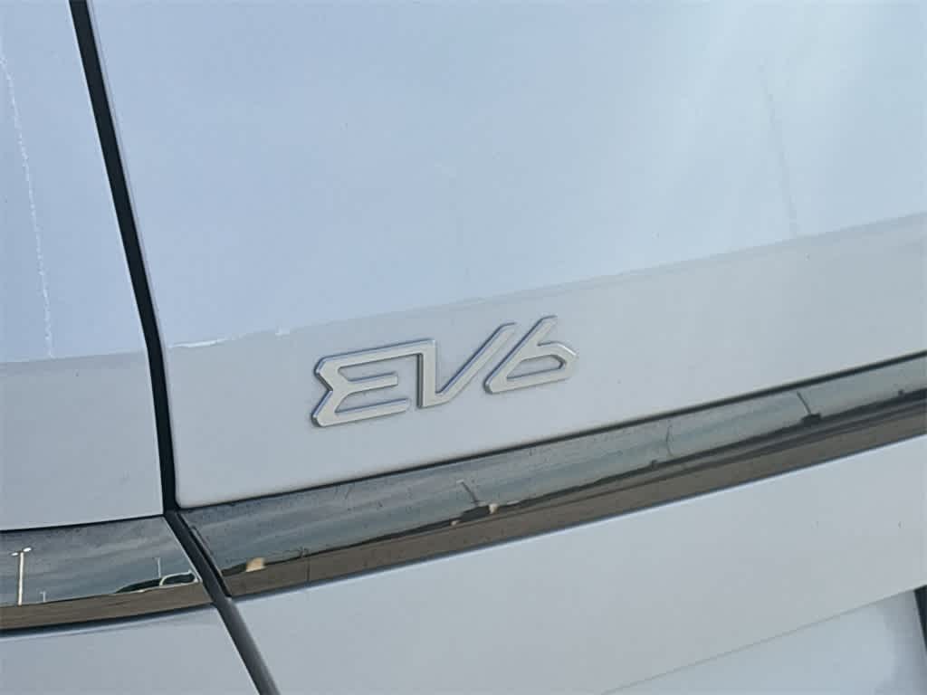 Thumbnail: 2024 Kia EV6 - 10