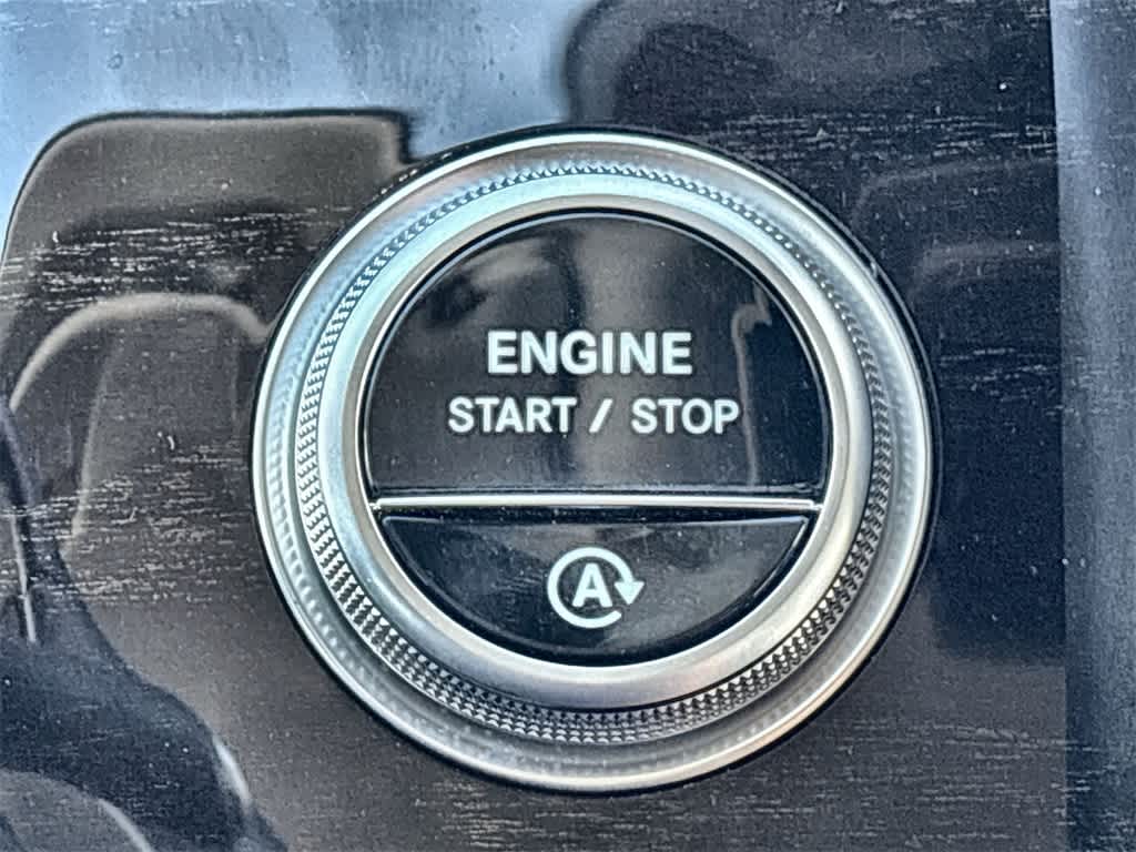 Thumbnail: 2024 Mercedes-Benz GLC - 16