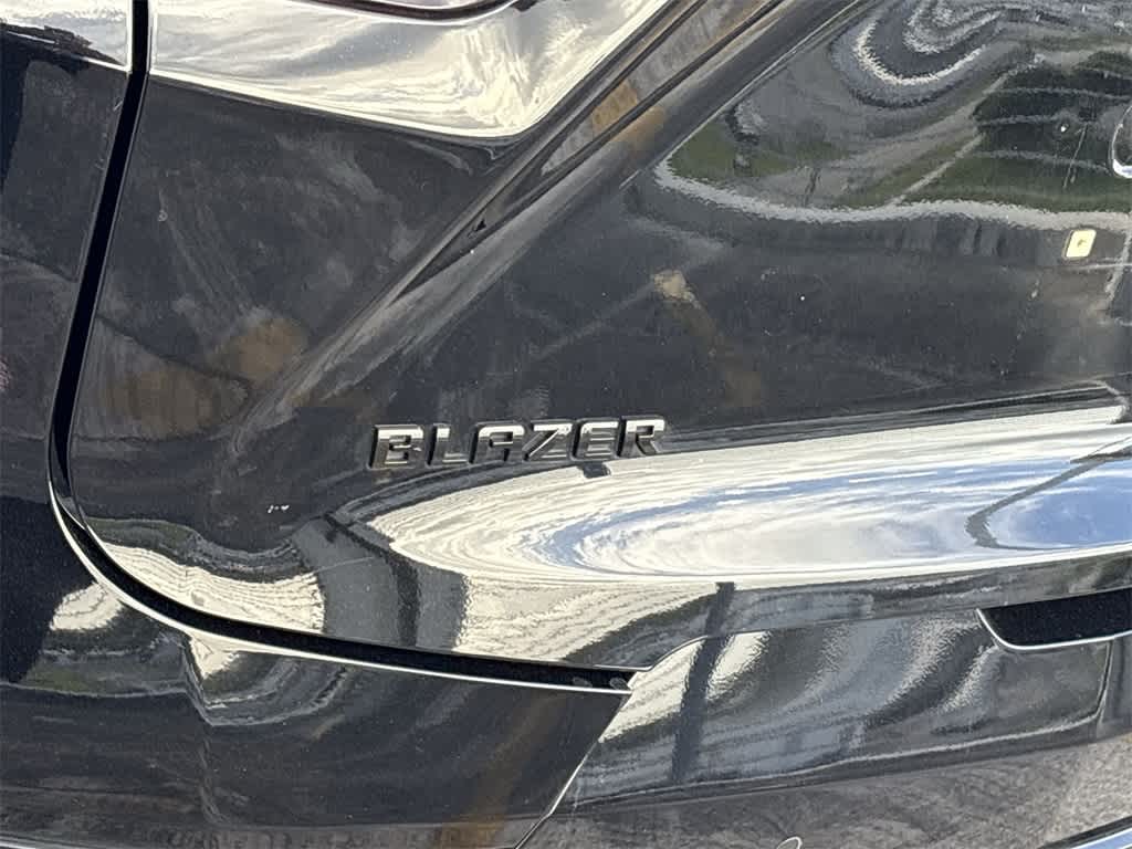 Thumbnail: 2022 Chevrolet Blazer - 10