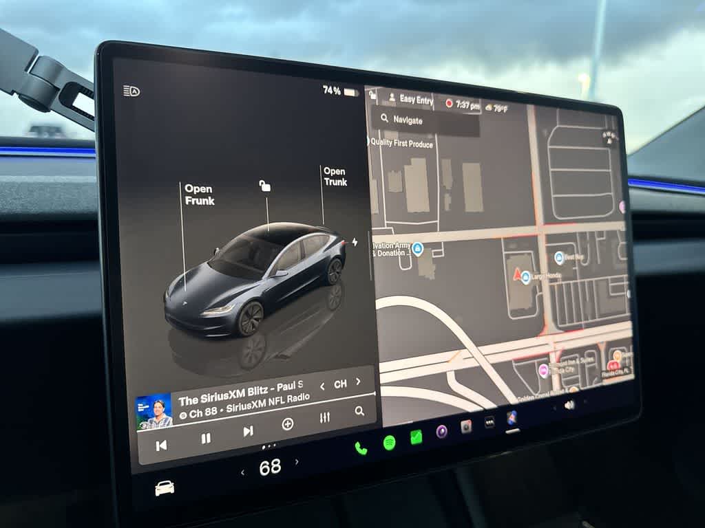 Thumbnail: 2025 Tesla Model 3 - 17
