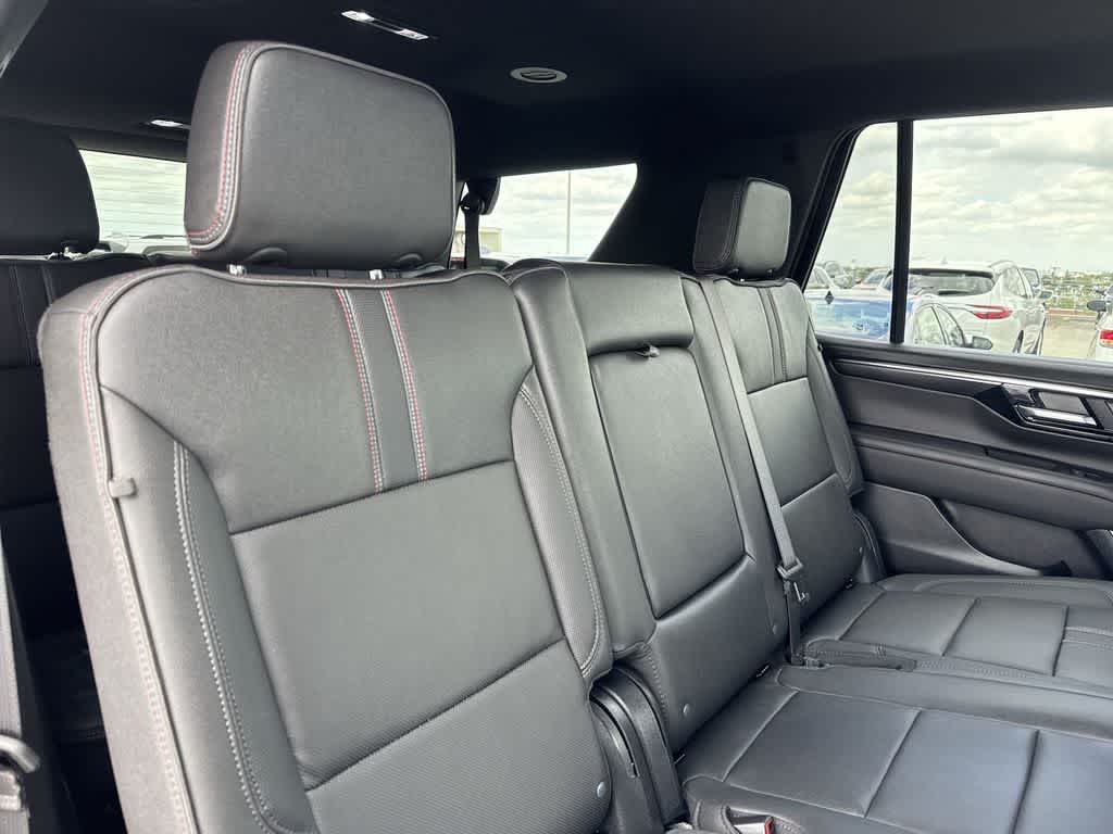 Thumbnail: 2025 Chevrolet Tahoe - 24