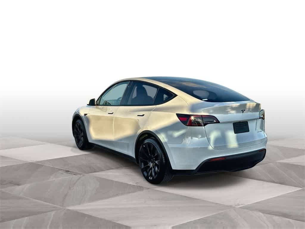 Thumbnail: 2023 Tesla Model Y - 6