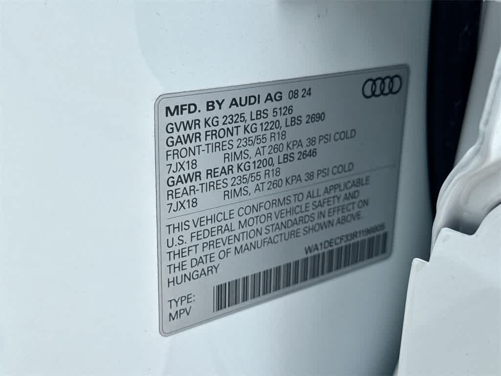 Thumbnail: 2024 Audi Q3 - 28