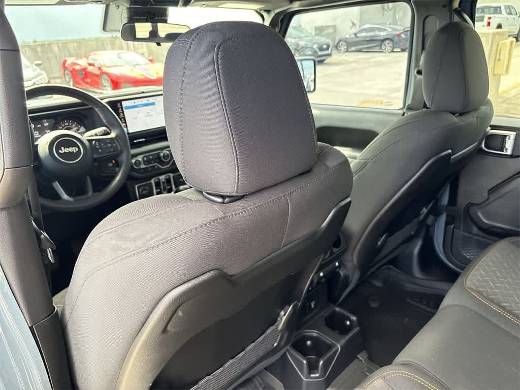 Thumbnail: 2024 Jeep Gladiator - 22