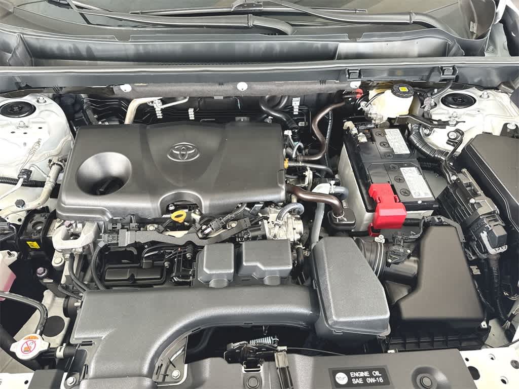 2024 Toyota RAV4 XLE 9