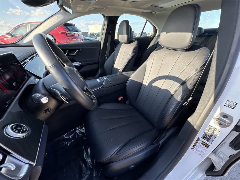 Thumbnail: 2025 Mercedes-Benz E-Class - 13