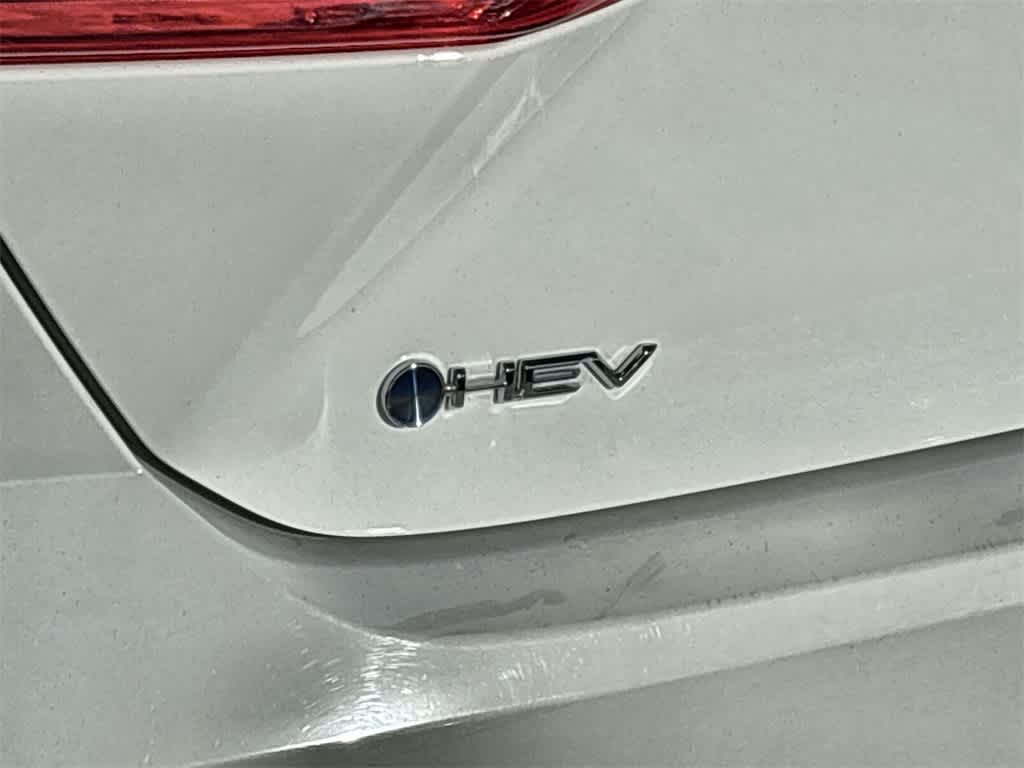 Thumbnail: 2025 Toyota Camry - 10