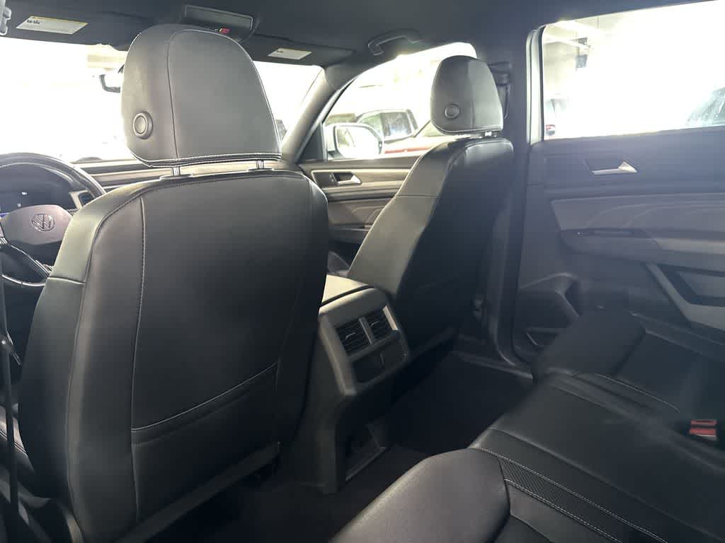 Thumbnail: 2023 Volkswagen Atlas - 21