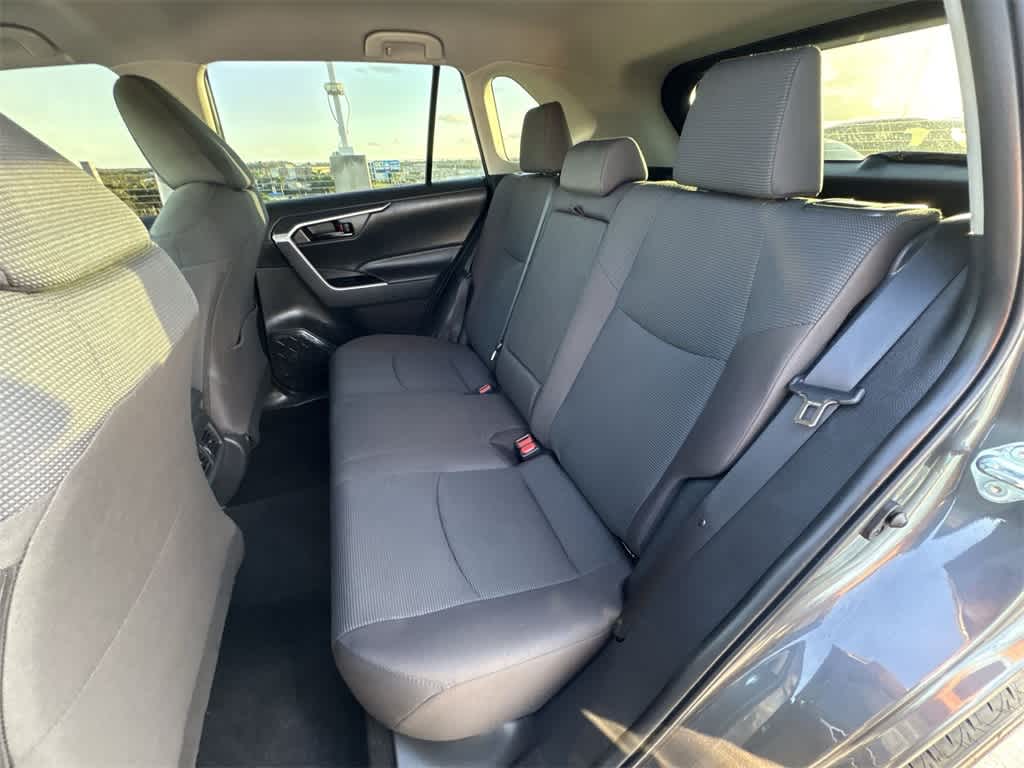 Thumbnail: 2025 Toyota RAV4 - 21