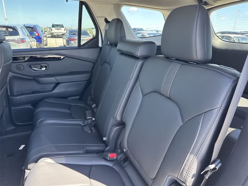 Thumbnail: 2025 Honda Pilot - 21