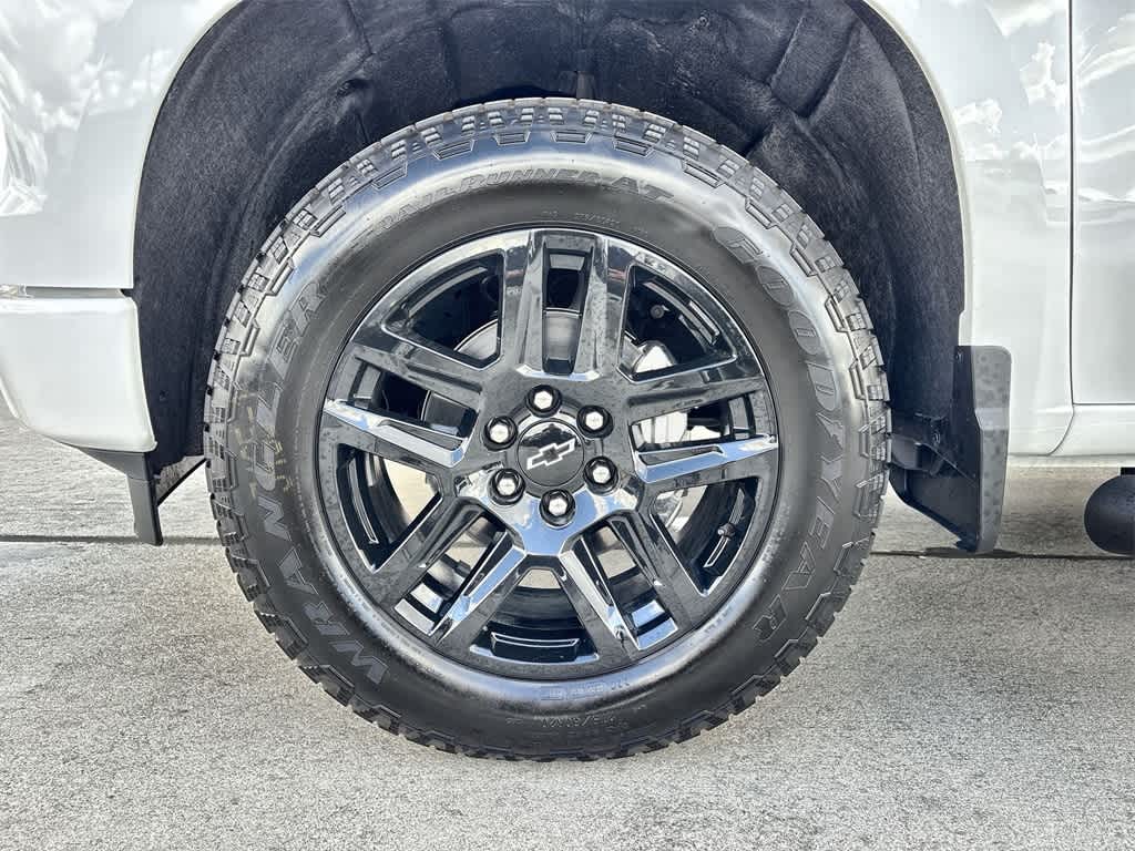 Thumbnail: 2026 Chevrolet Silverado 1500 - 11