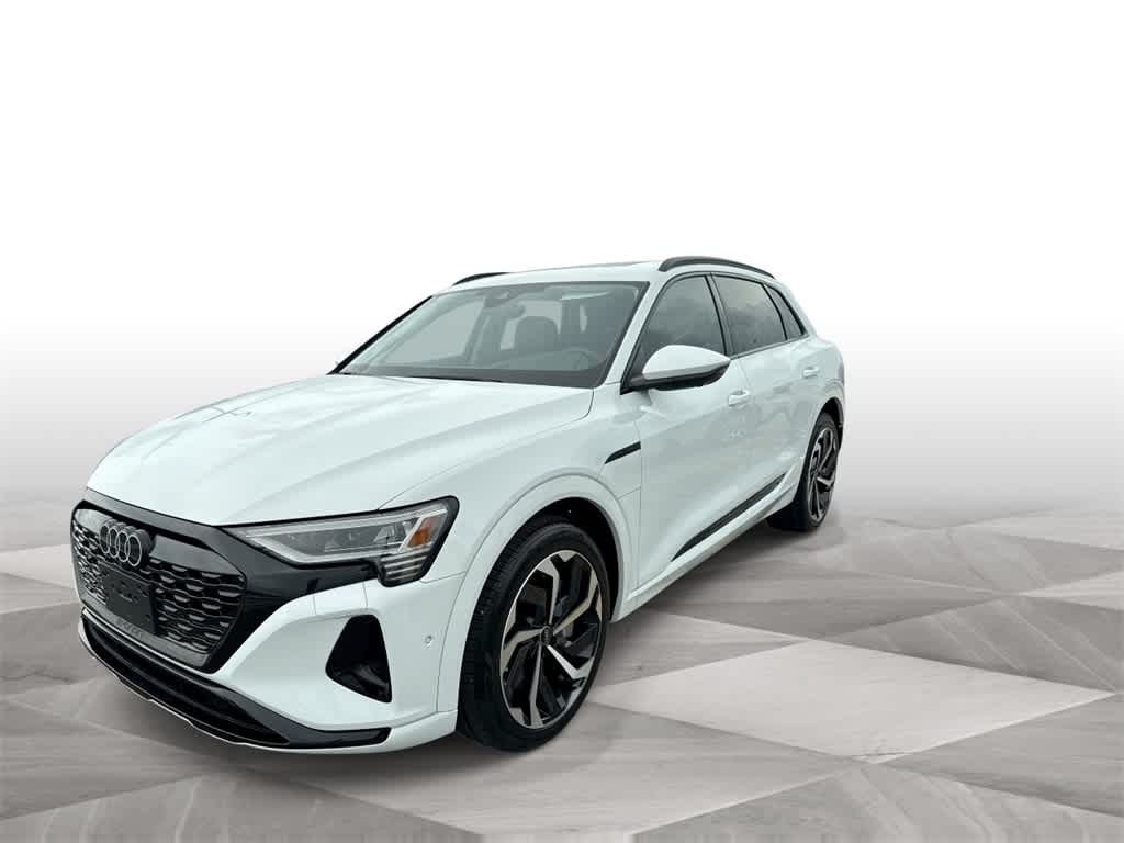 Thumbnail: 2024 Audi Q8 e-tron - 4