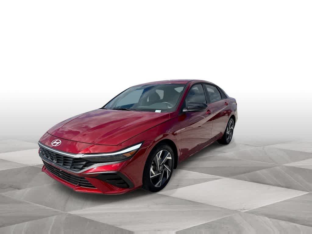 Thumbnail: 2025 Hyundai Elantra - 4